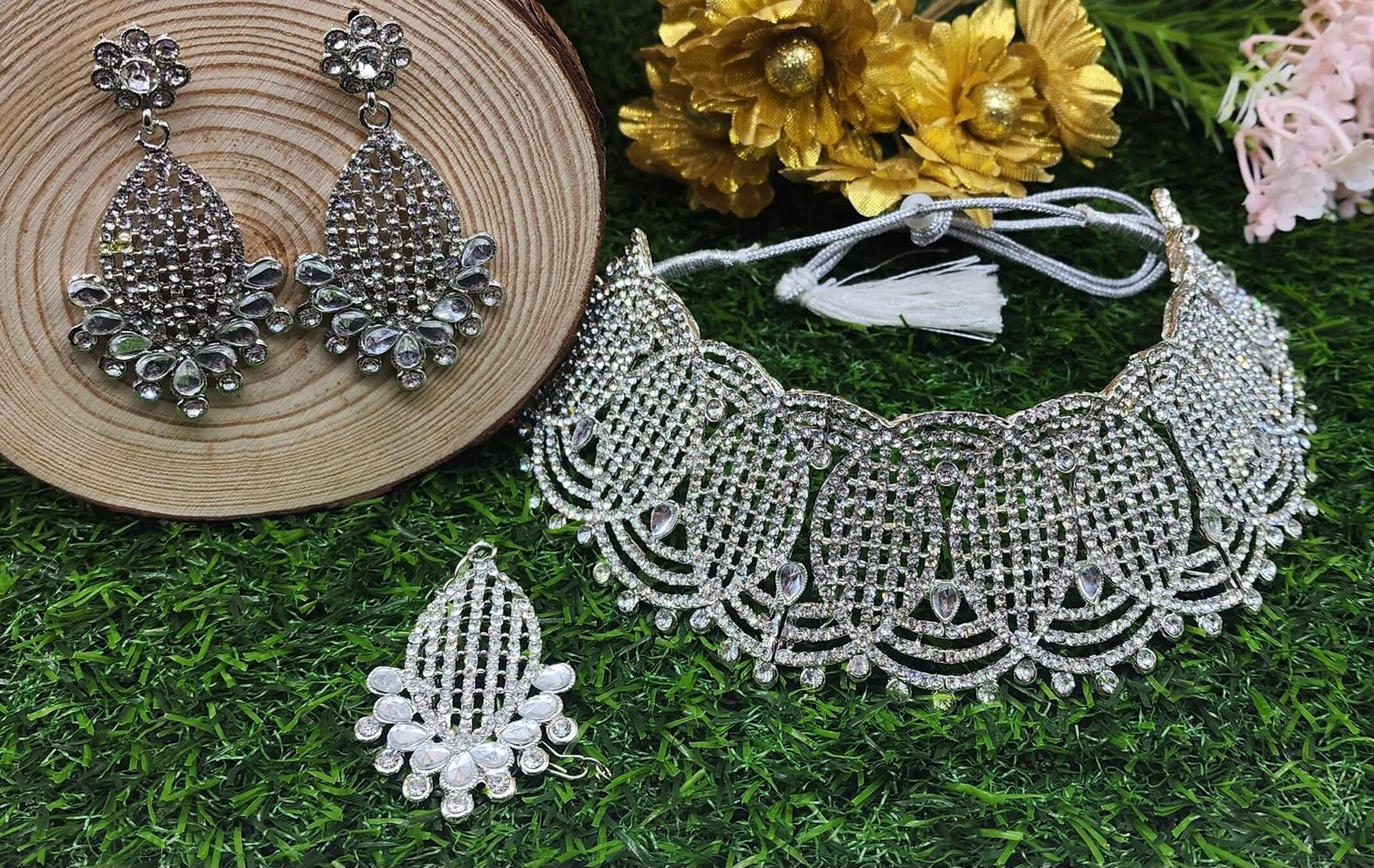 Choker Necklace Set